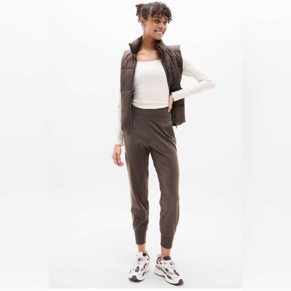 NWOT-Athleta Truffle Venice Jogger, Extra Small - Picture 2 of 7